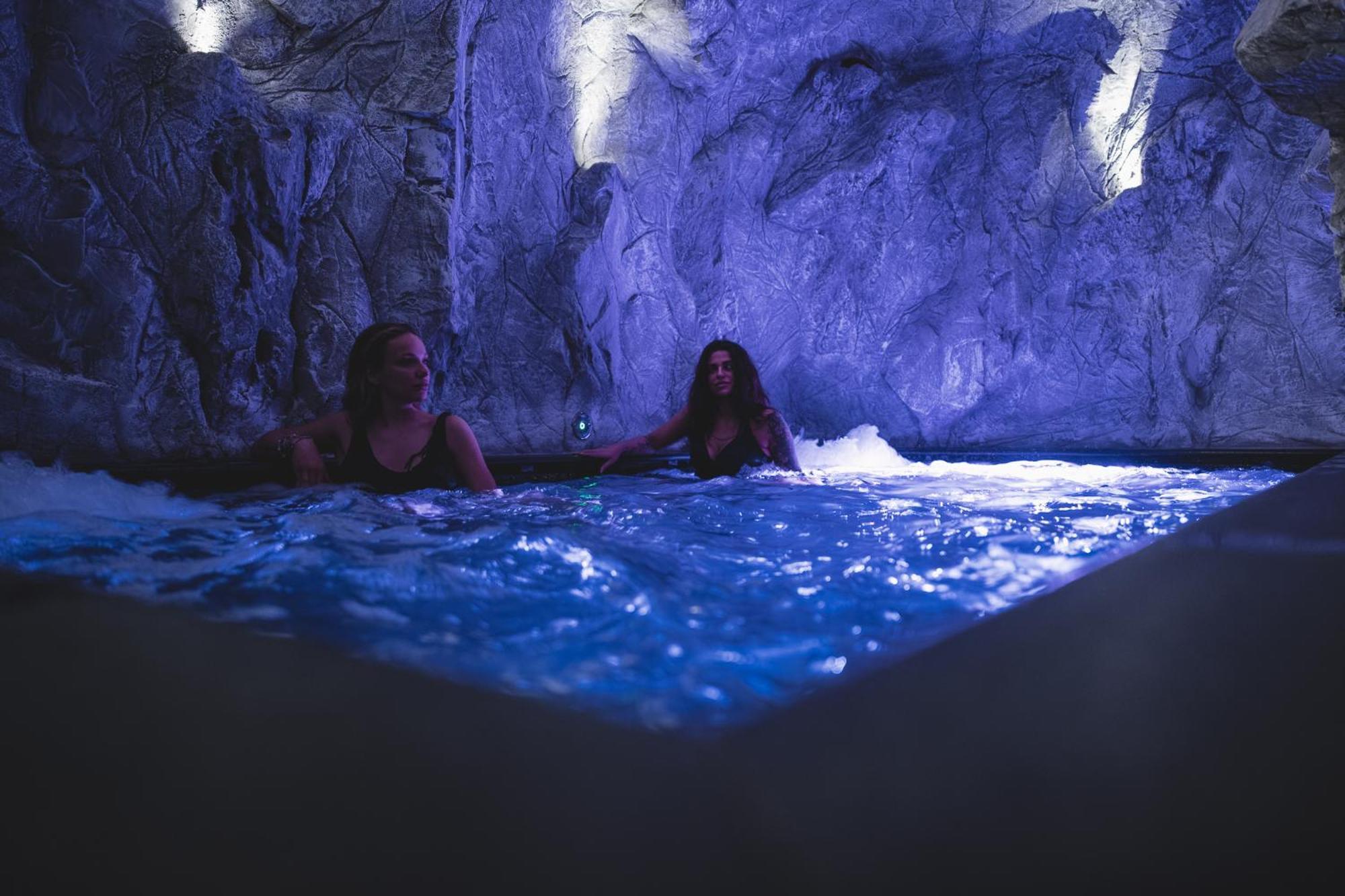 Hotel Selva Folgarida Bagian luar foto